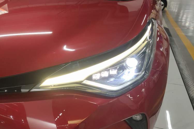Used Toyota C-HR 2021 2.0L Luxury Edition Left Front Headlight