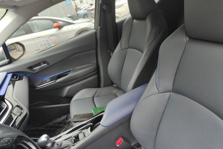 Used Toyota C-HR 2021 2.0L Luxury Edition Left Front Seat
