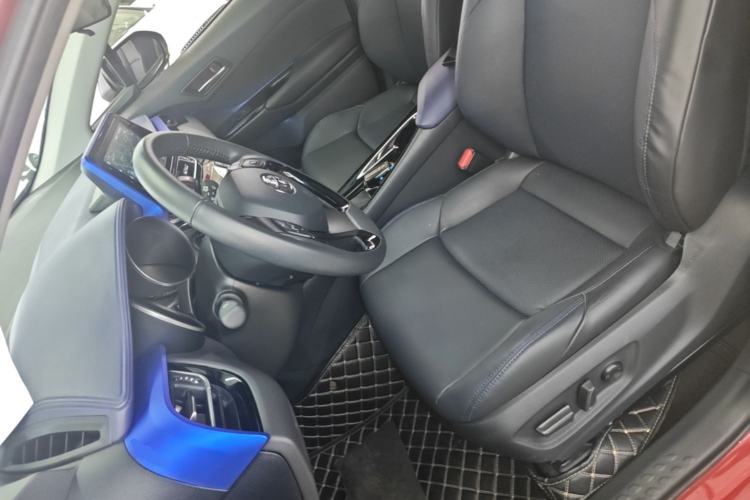 Used Toyota C-HR 2021 2.0L Luxury Edition Left Front Seat