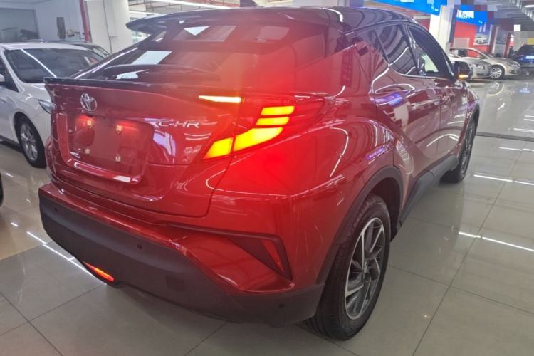 Used Toyota C-HR 2021 2.0L Luxury Edition Rear Right 45 Deg
