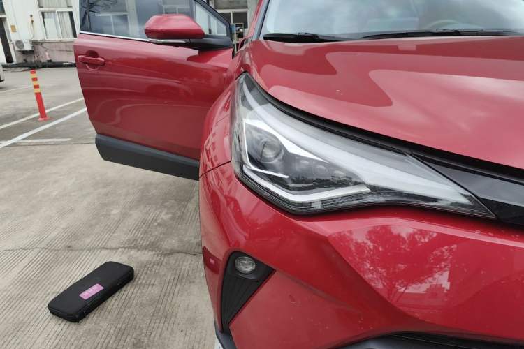 Used Toyota C-HR 2021 2.0L Luxury Edition Right Front Headlight