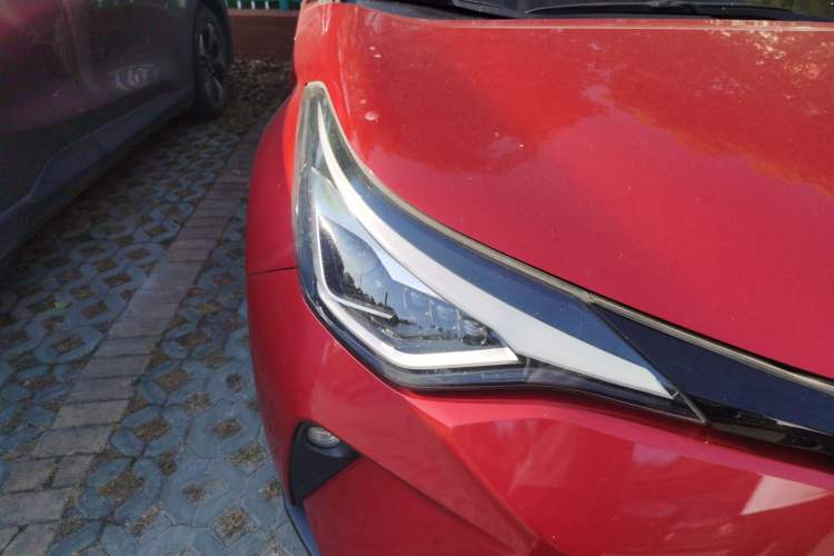 Used Toyota C-HR 2021 2.0L Luxury Edition Right Front Headlight