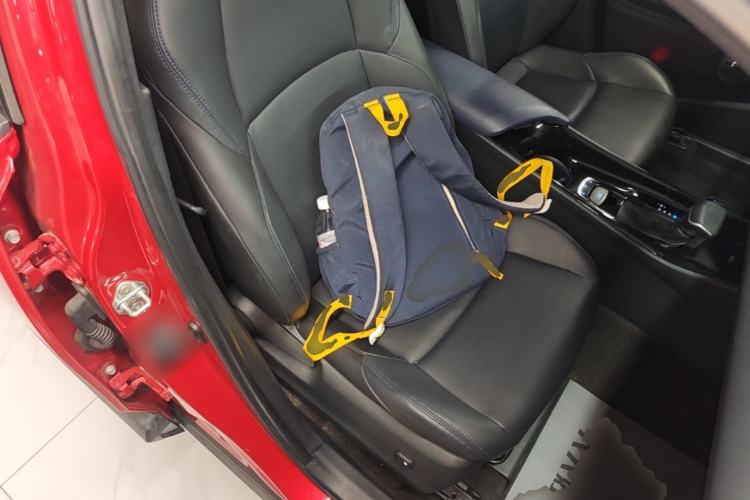 Used Toyota C-HR 2021 2.0L Luxury Edition Right Front Seat