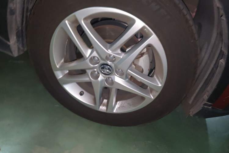 Used Toyota C-HR 2021 2.0L Comfort Edition Right Front Wheel Hub