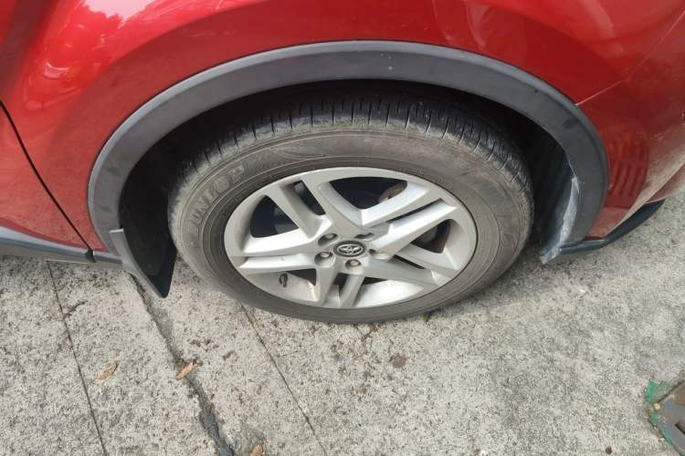 Used Toyota C-HR 2021 2.0L Comfort Edition Right Front Wheel Hub