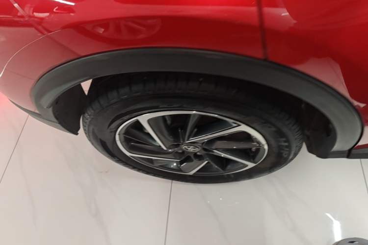 Used Toyota C-HR 2021 2.0L Luxury Edition Right Rear Wheel Hub