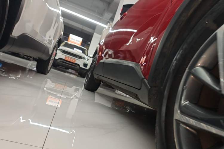 Used Toyota C-HR 2021 2.0L Luxury Edition Right Side Sill