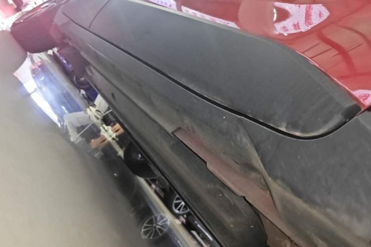 Used Toyota C-HR 2021 2.0L Luxury Edition Right Side Sill