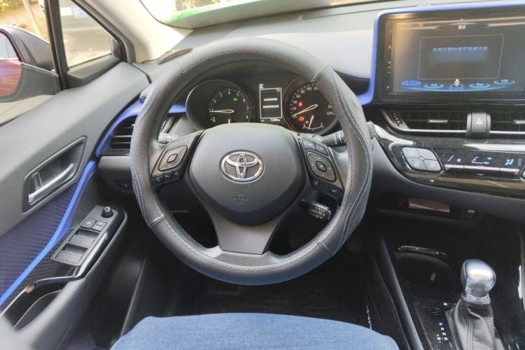 Used Toyota C-HR 2021 2.0L Comfort Edition Steering Wheel