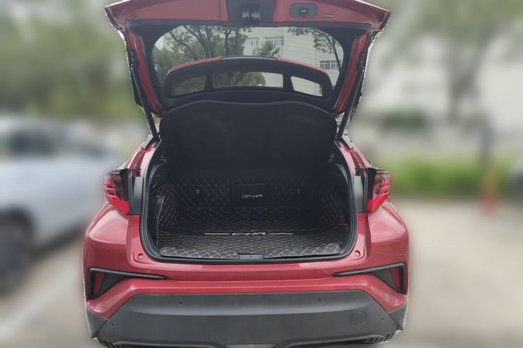 Used Toyota C-HR 2021 2.0L Luxury Edition Trunk