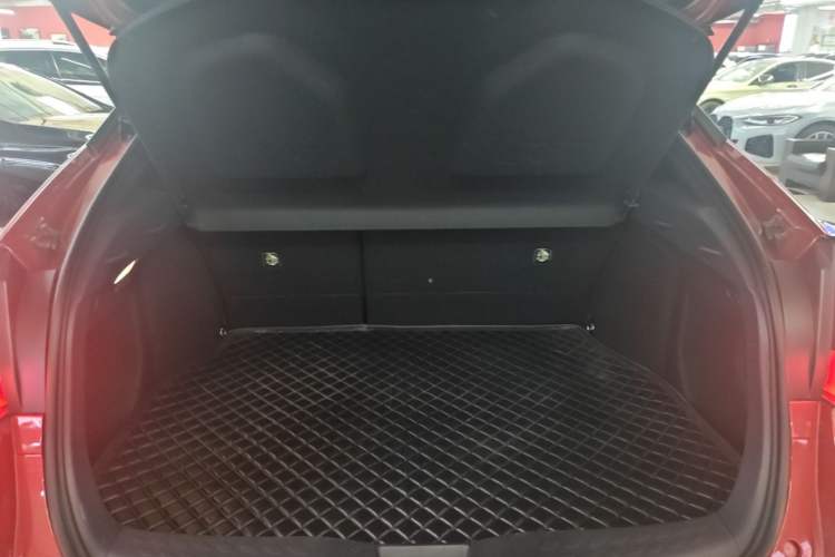 Used Toyota C-HR 2021 2.0L Luxury Edition Trunk