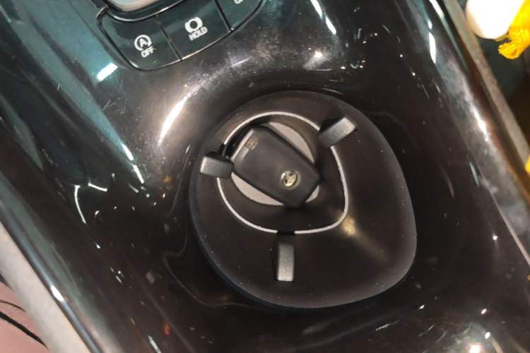 Used Toyota C-HR 2021 2.0L Luxury Edition Vehicle Key