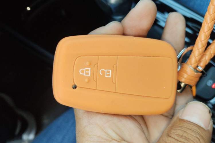 Used Toyota C-HR 2021 2.0L Comfort Edition Vehicle Key