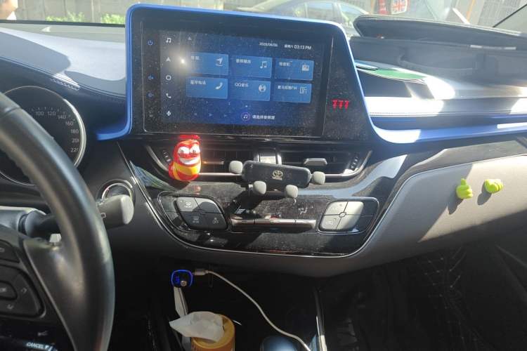 Used Toyota C-HR 2021 2.0L Luxury Edition Audio And AC Panel