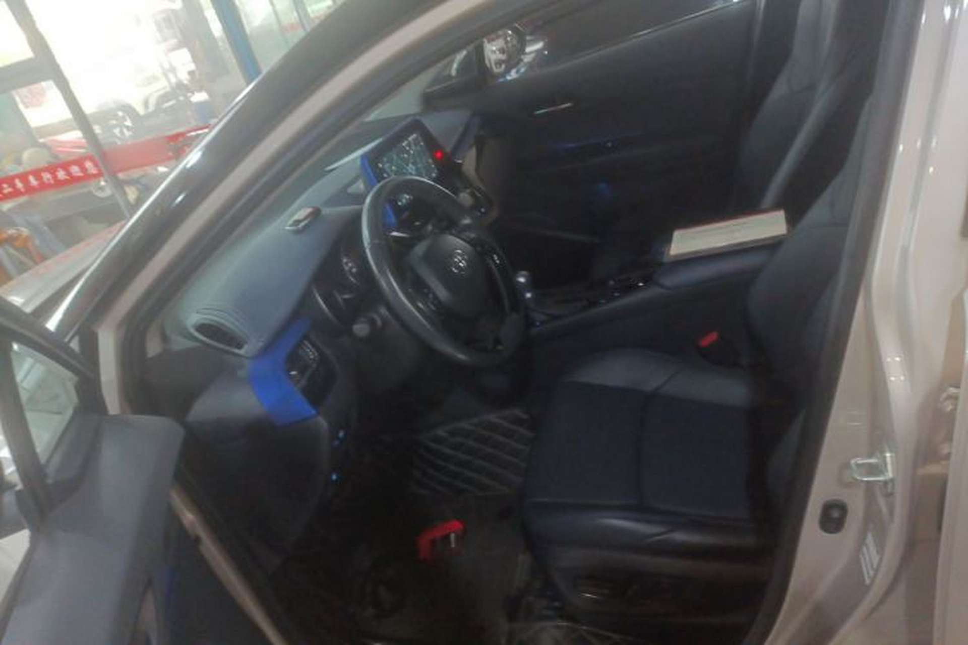 Used Toyota C-HR 2021 2.0L Luxury Edition Driver Seat