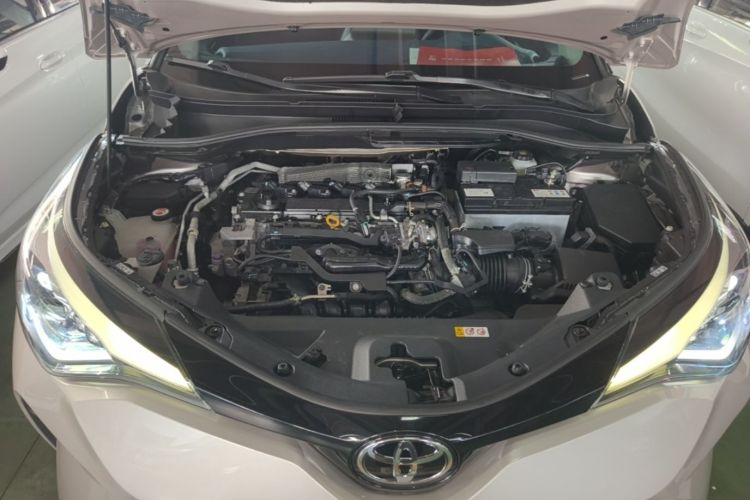 Used Toyota C-HR 2021 2.0L Luxury Edition Engine Bay