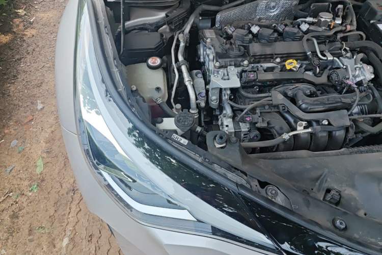Used Toyota C-HR 2021 2.0L Luxury Edition Engine Bay Right