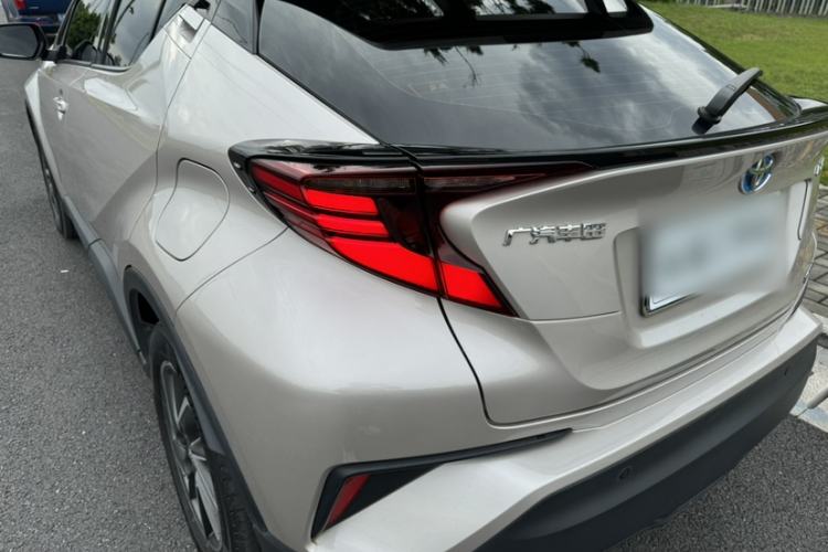 Used Toyota C-HR 2021 Dual-Motor 2.0L E-CVT Luxury Edition Exterior 1