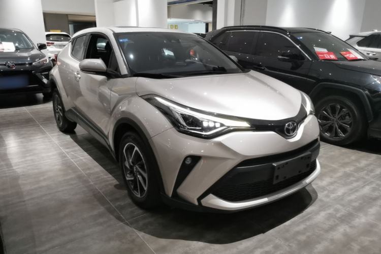 Used Toyota C-HR 2021 2.0L Luxury Edition Exterior 1
