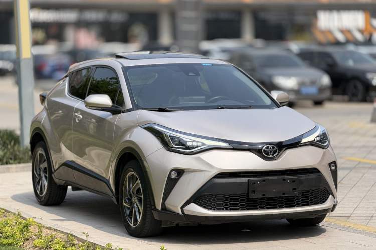 Used Toyota C-HR 2021 2.0L Luxury Edition Exterior 2