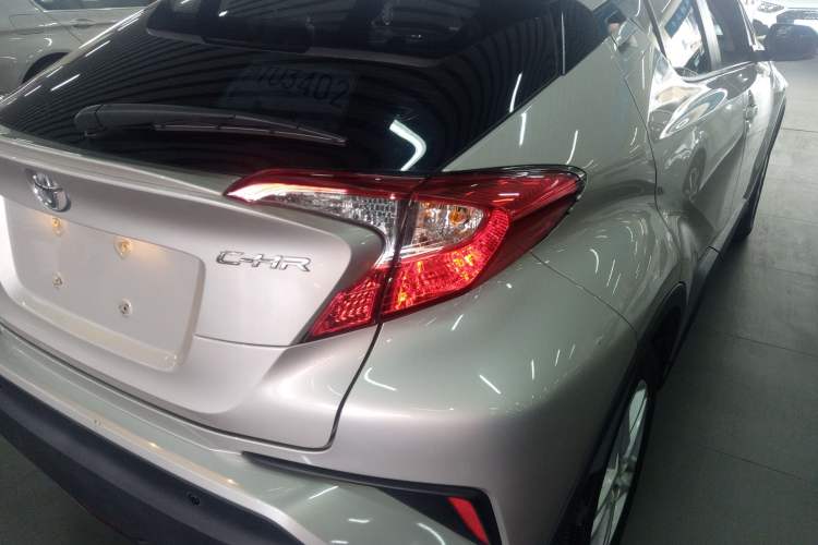 Used Toyota C-HR 2021 2.0L Comfort Edition Exterior 3