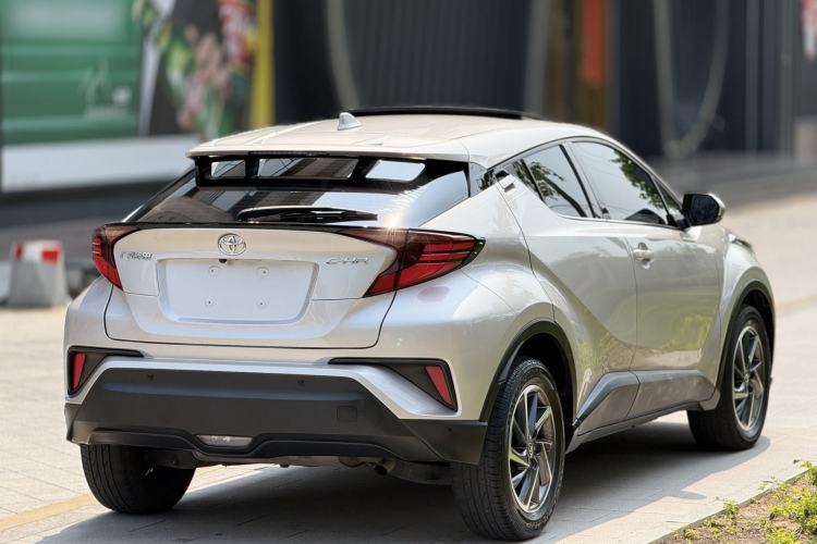 Used Toyota C-HR 2021 2.0L Luxury Edition Exterior 3