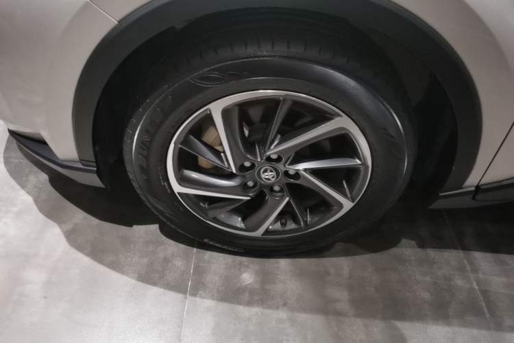 Used Toyota C-HR 2021 2.0L Luxury Edition Exterior 4