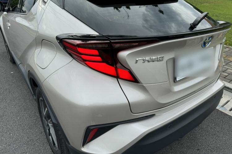 Used Toyota C-HR 2021 Dual-Motor 2.0L E-CVT Luxury Edition Exterior 7