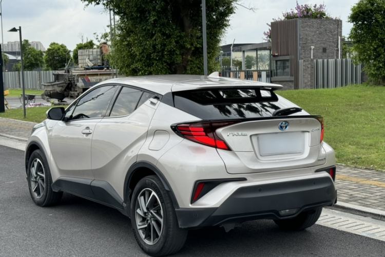 Used Toyota C-HR 2021 Dual-Motor 2.0L E-CVT Luxury Edition Exterior 8