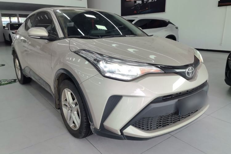 Used Toyota C-HR 2021 2.0L Comfort Edition Front Right 45 Deg