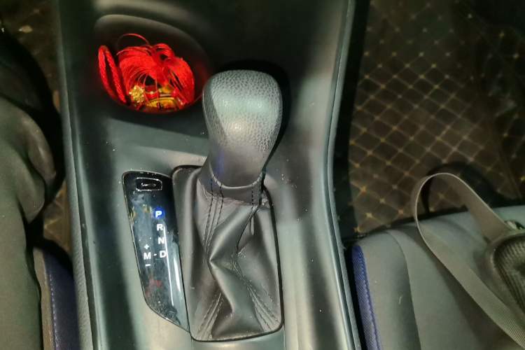 Used Toyota C-HR 2021 2.0L Comfort Edition Gear Lever