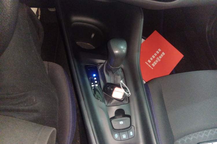 Used Toyota C-HR 2021 2.0L Comfort Edition Gear Lever