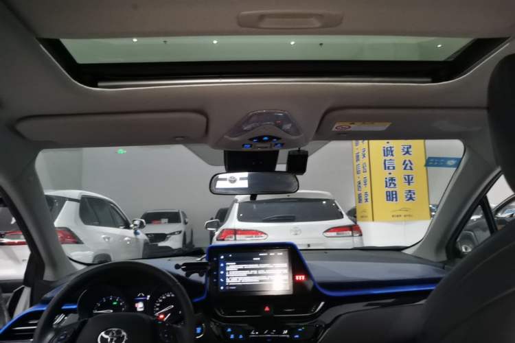 Used Toyota C-HR 2021 2.0L Luxury Edition Headliner