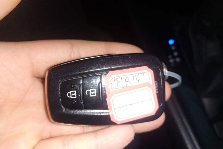 Used Toyota C-HR 2021 2.0L Comfort Edition Interior 1