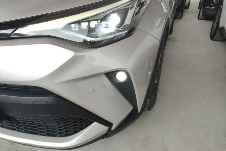 Used Toyota C-HR 2021 Dual-Motor 2.0L E-CVT Luxury Edition Left Front Headlight