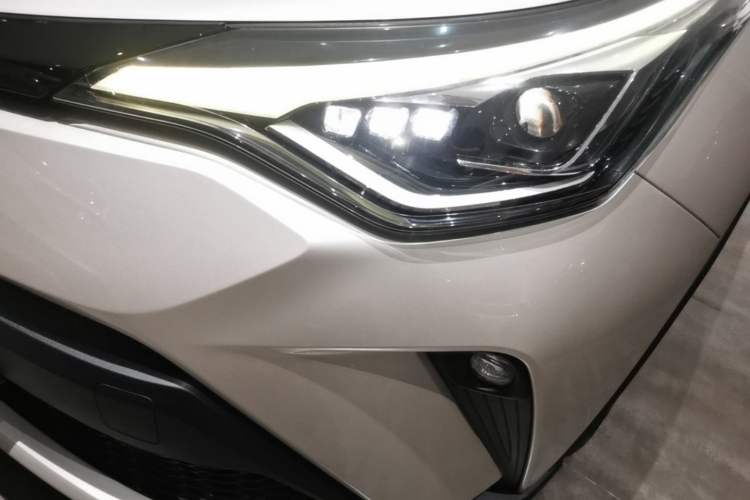 Used Toyota C-HR 2021 2.0L Luxury Edition Left Front Headlight