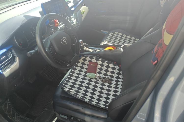 Used Toyota C-HR 2021 2.0L Luxury Edition Left Front Seat