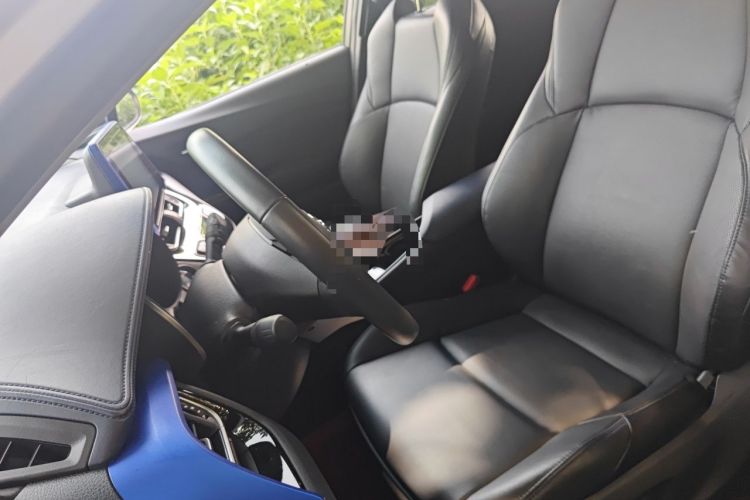Used Toyota C-HR 2021 2.0L Luxury Edition Left Front Seat