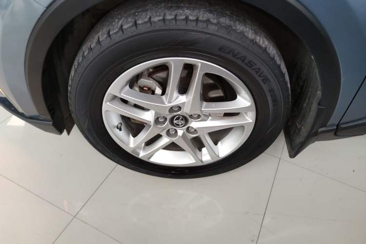 Used Toyota C-HR 2021 2.0L Comfort Edition Left Front Wheel Hub