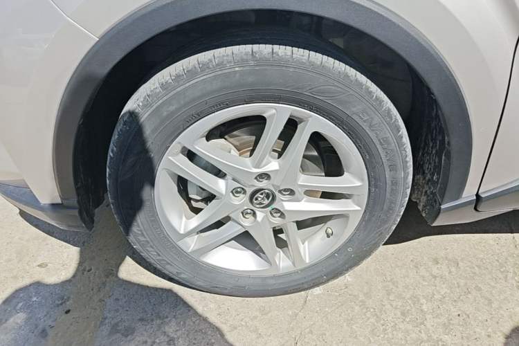 Used Toyota C-HR 2021 2.0L Comfort Edition Left Front Wheel Hub