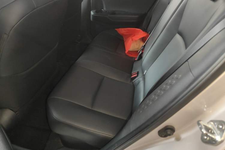 Used Toyota C-HR 2021 Dual-Motor 2.0L E-CVT Luxury Edition Left Rear Seat