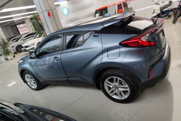 Used Toyota C-HR 2021 2.0L Comfort Edition Left Side