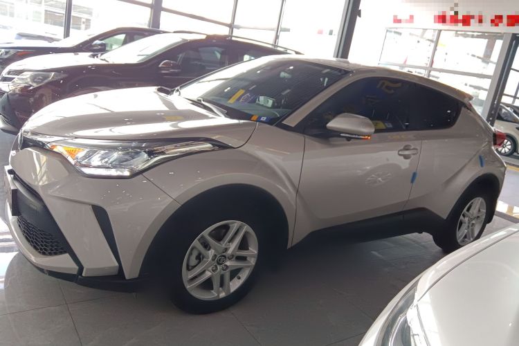Used Toyota C-HR 2021 2.0L Comfort Edition Left Side