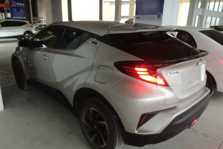 Used Toyota C-HR 2021 2.0L Luxury Edition Rear Left 45 Deg