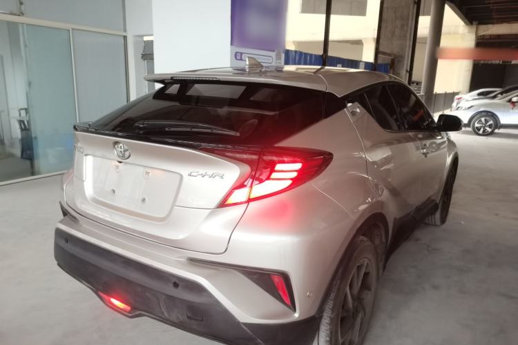 Used Toyota C-HR 2021 2.0L Luxury Edition Rear Right 45 Deg