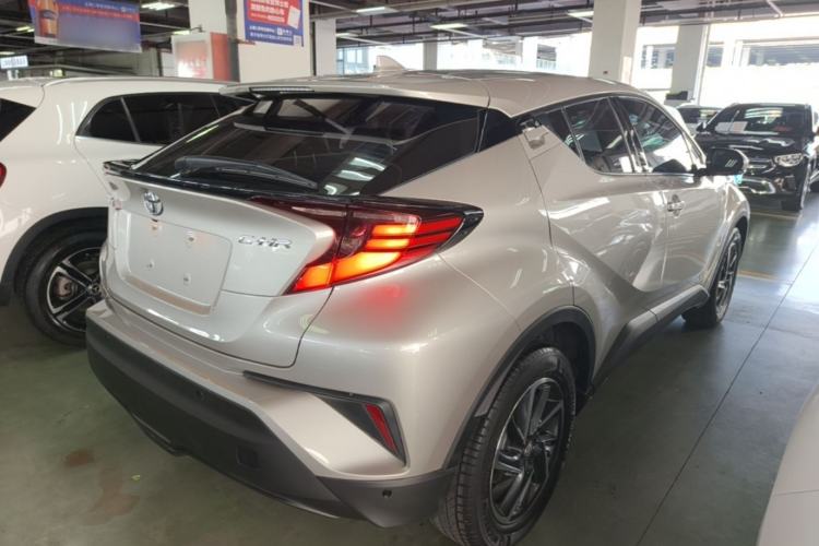 Used Toyota C-HR 2021 2.0L Luxury Edition Rear Right 45 Deg