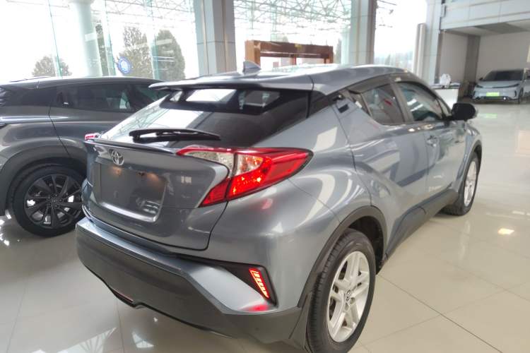 Used Toyota C-HR 2021 2.0L Comfort Edition Rear Right 45 Deg