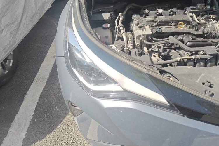 Used Toyota C-HR 2021 2.0L Luxury Edition Right Front Headlight