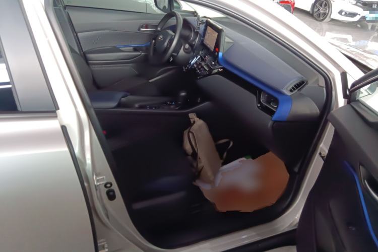 Used Toyota C-HR 2021 2.0L Comfort Edition Right Front Seat