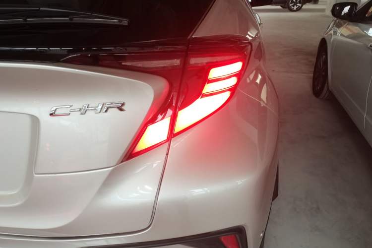 Used Toyota C-HR 2021 2.0L Luxury Edition Right Rear Taillight